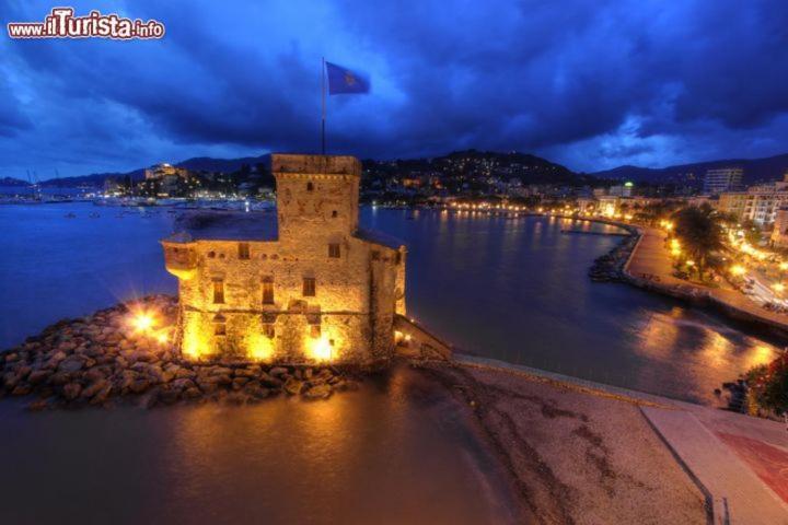 Casarinolaurino Valle Del Golfo Healthy Air Above The Sea 우스키오 외부 사진